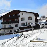 Marienhof Hotel 3*
