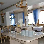 Marienhof 3* פליס